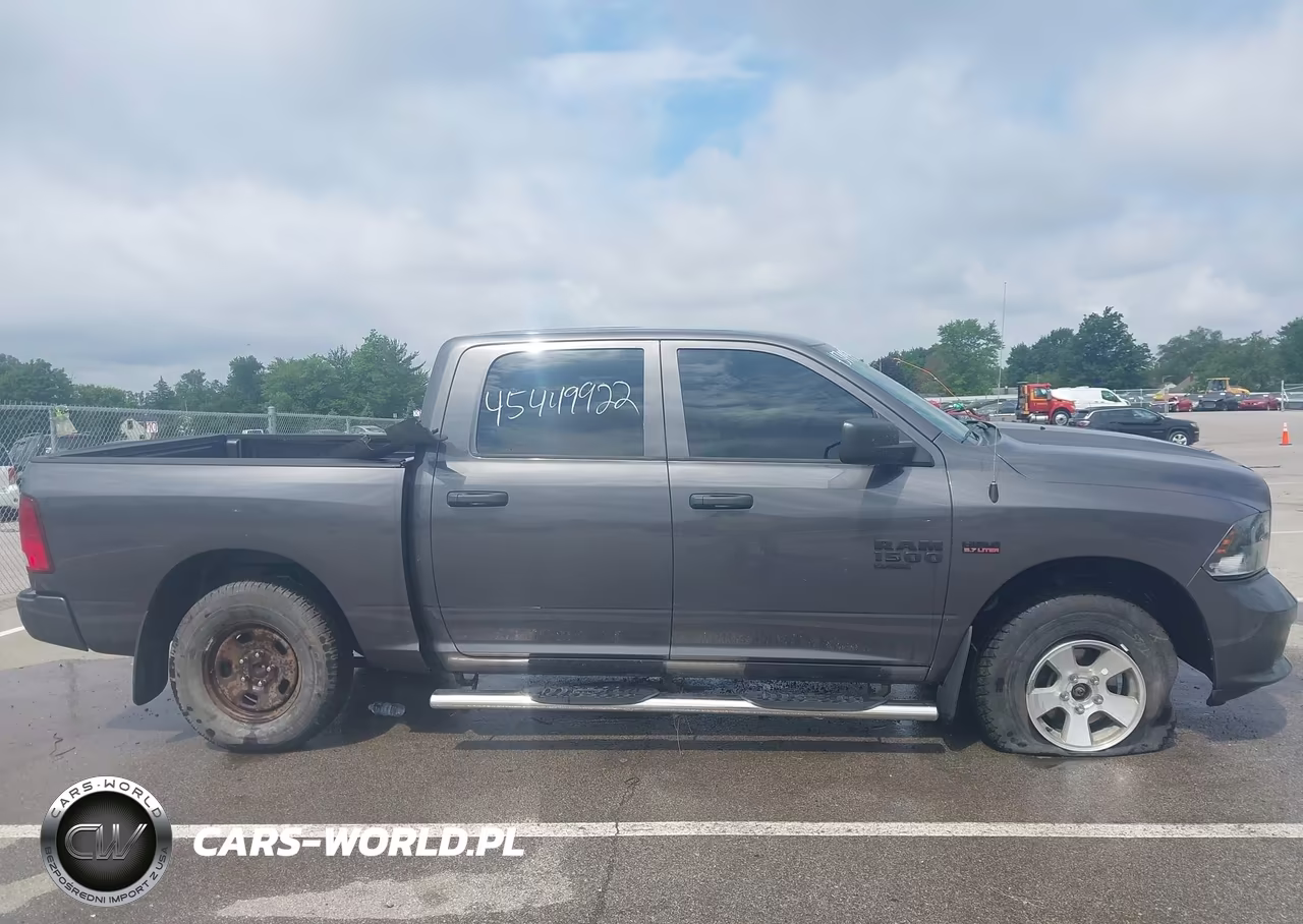 2019 Ram 1500 Classic Express 4X4 5'7 Box VIN:1C6RR7KT9KS502579 - 13