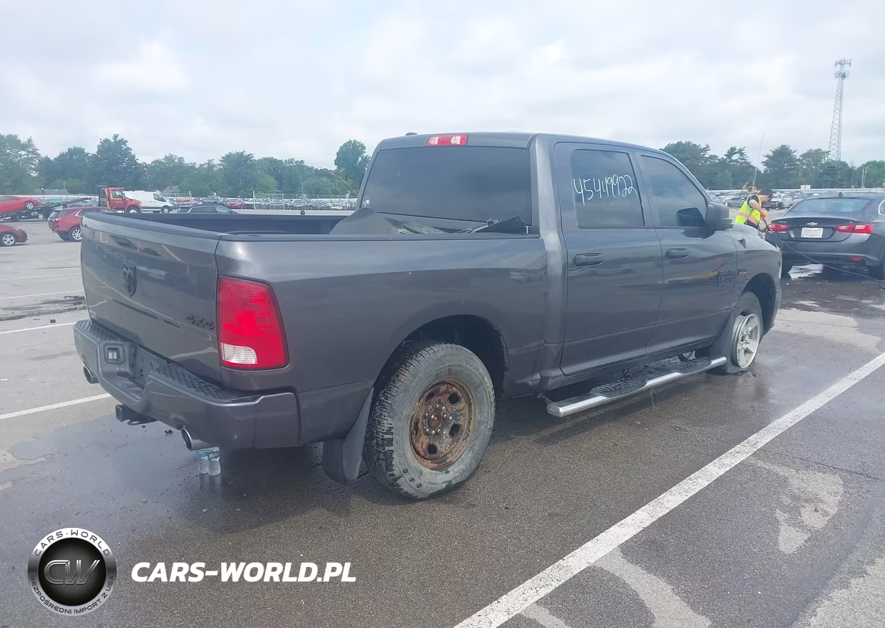 2019 Ram 1500 Classic Express 4X4 5'7 Box VIN:1C6RR7KT9KS502579 - 4