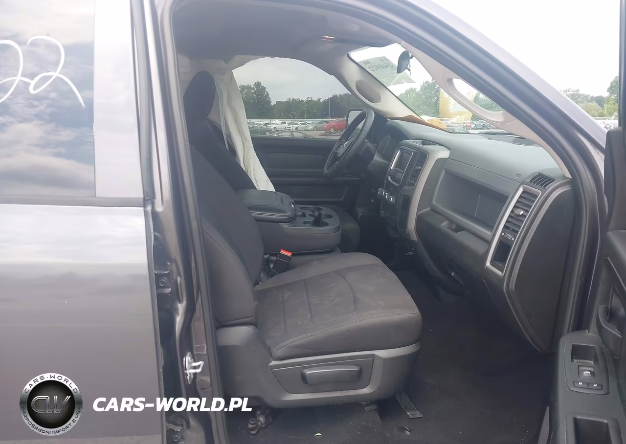 2019 Ram 1500 Classic Express 4X4 5'7 Box VIN:1C6RR7KT9KS502579 - 5