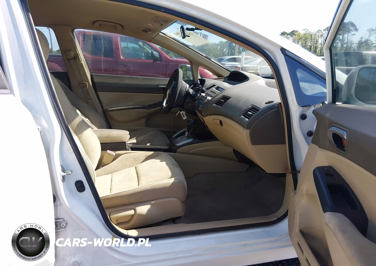 2008 Honda Civic Lx VIN:1HGFA16518L063037 - 5
