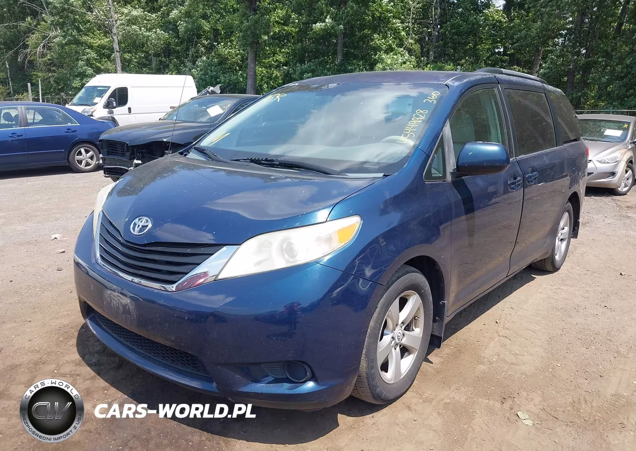 2011 Toyota Sienna Le V6 VIN:5TDKK3DC7BS123870 - 2