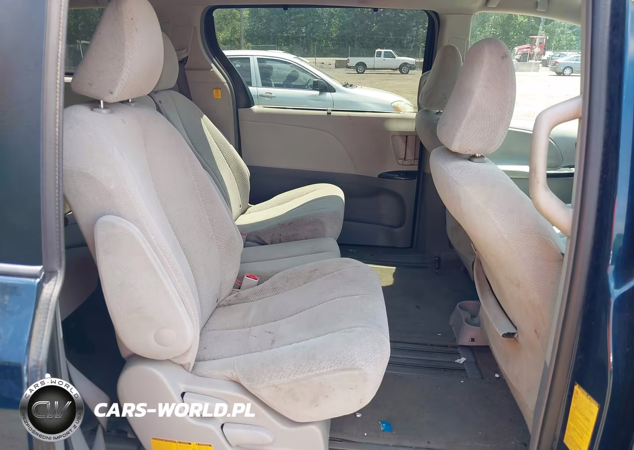 2011 Toyota Sienna Le V6 VIN:5TDKK3DC7BS123870 - 8