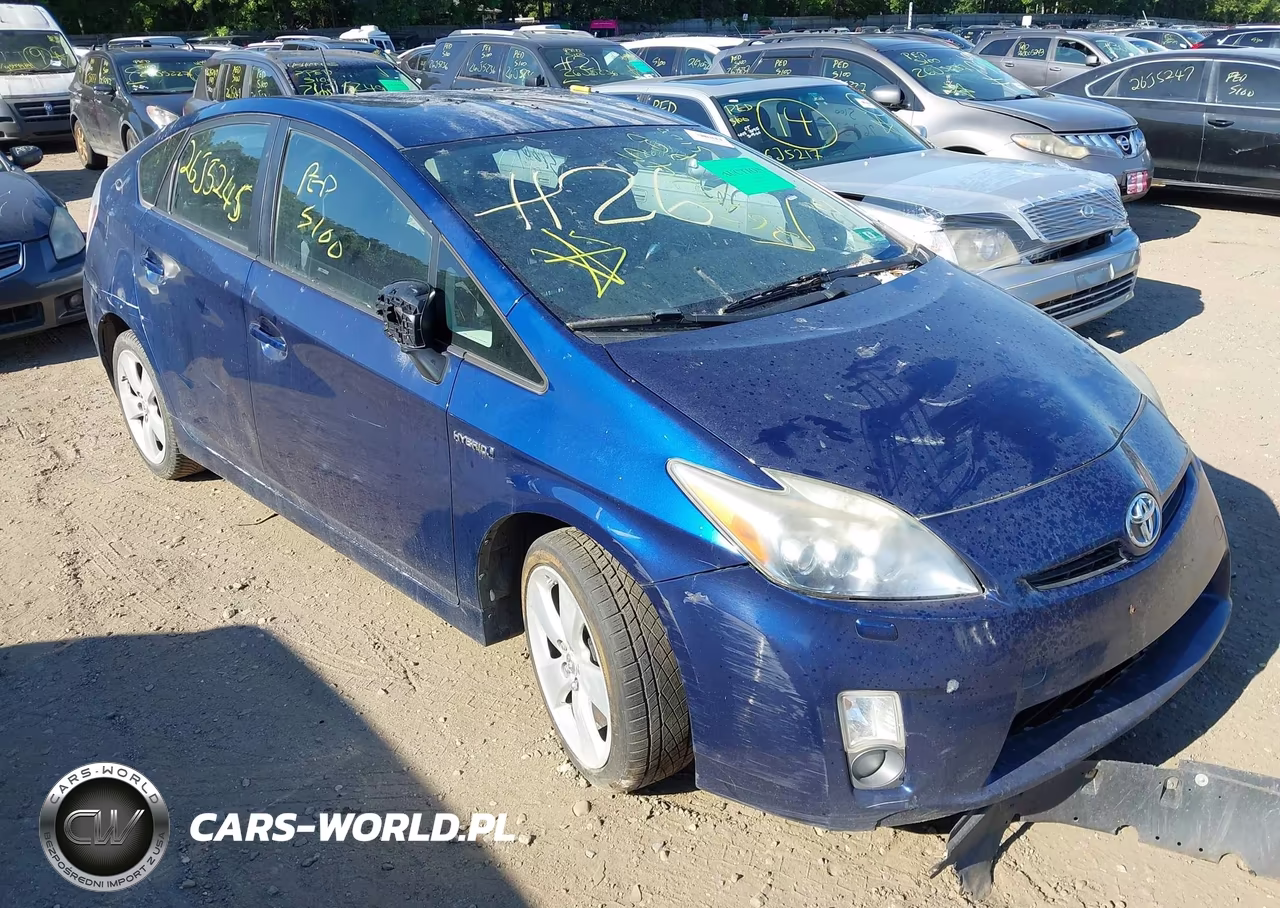 2010 Toyota Prius V – zdjęcie 1 z 11
