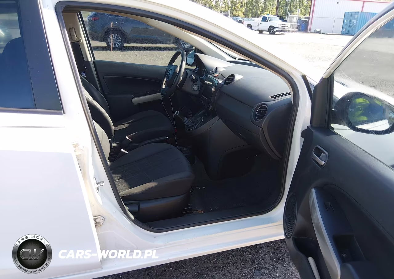 2011 Mazda Mazda2 Sport VIN:JM1DE1HY6B0126210 - 5