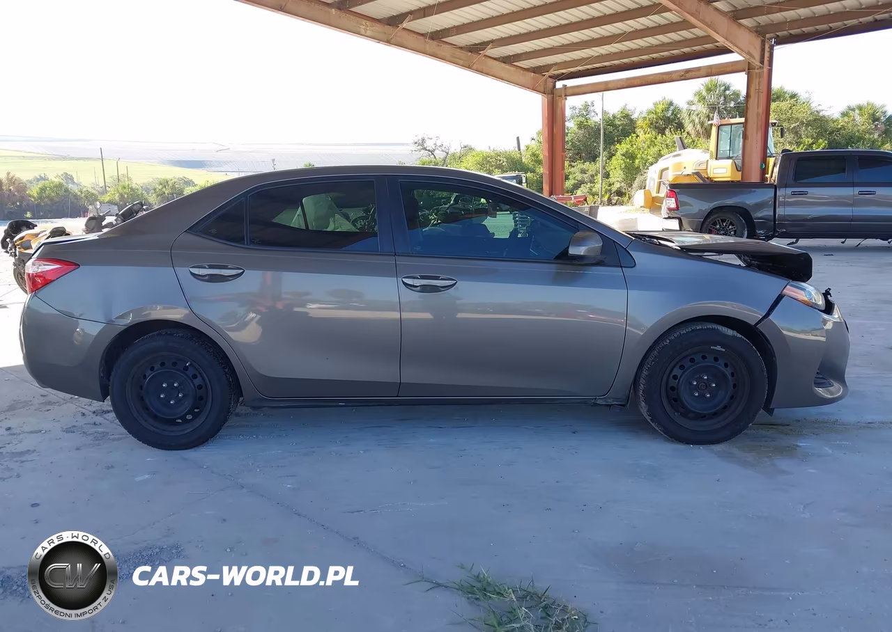 2019 Toyota Corolla Le VIN:5YFBURHE4KP944488 - 13