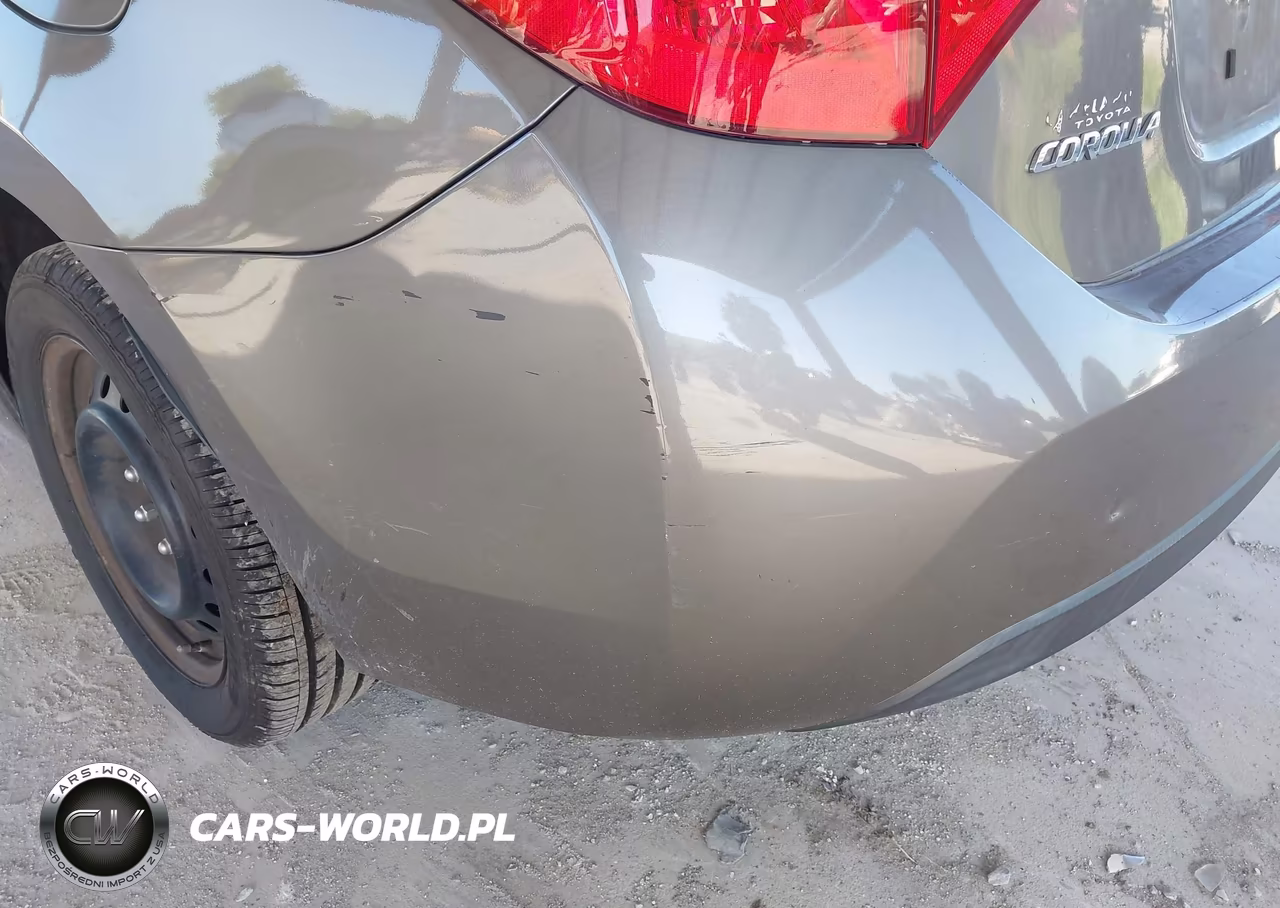 2019 Toyota Corolla Le VIN:5YFBURHE4KP944488 - 18
