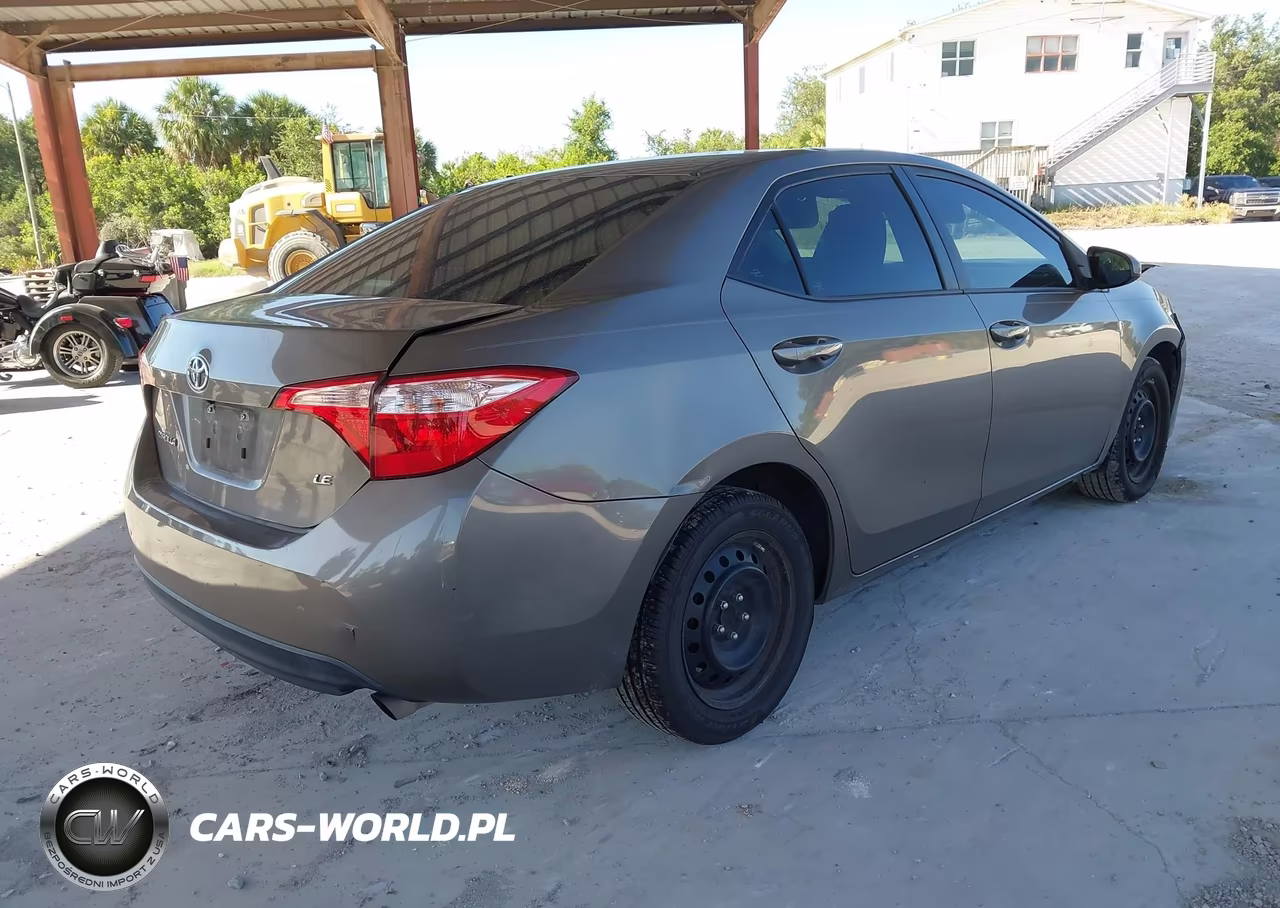 2019 Toyota Corolla Le VIN:5YFBURHE4KP944488 - 4