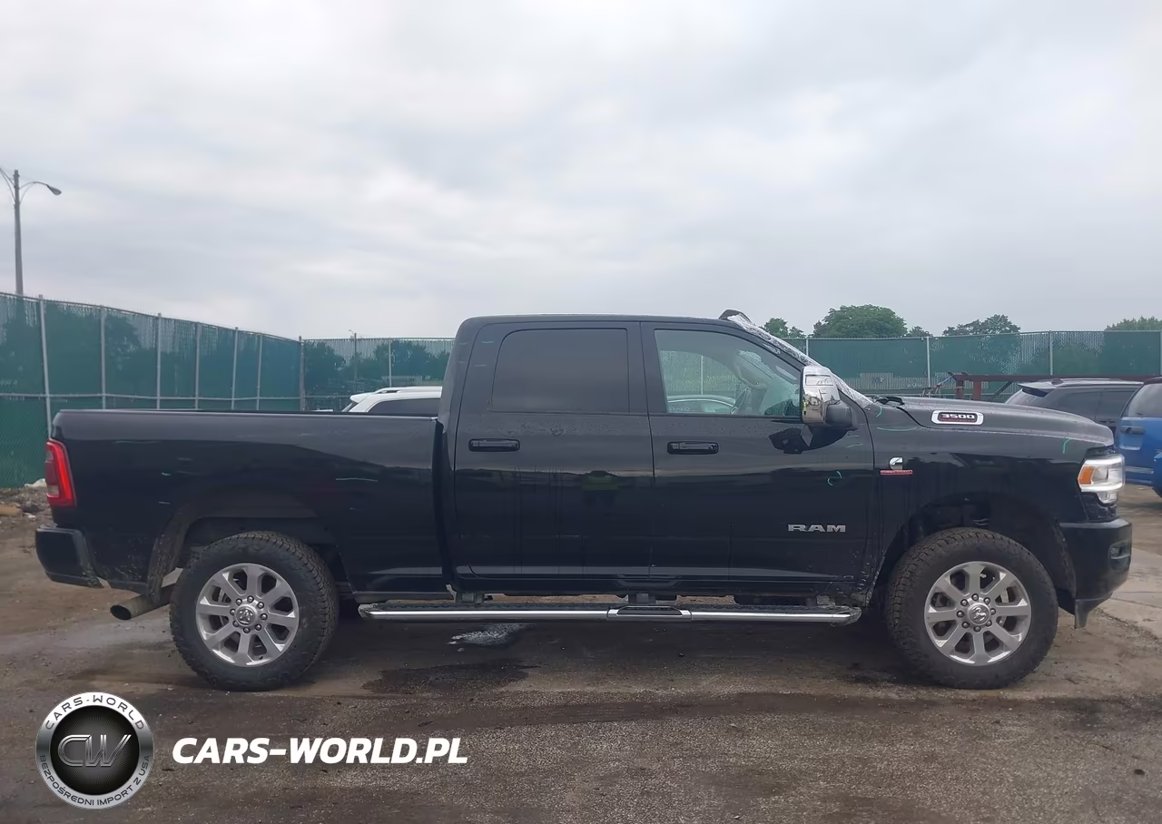 2023 Ram 3500 Laramie 4X4 6'4 Box VIN:3C63R3EL3PG643320 - 13