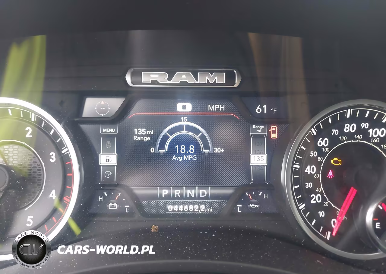 2023 Ram 3500 Laramie 4X4 6'4 Box VIN:3C63R3EL3PG643320 - 5