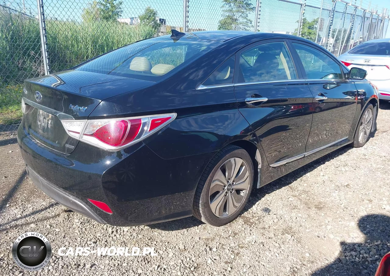 2013 Hyundai Sonata Hybrid Limited VIN:KMHEC4A49DA095305 - 4
