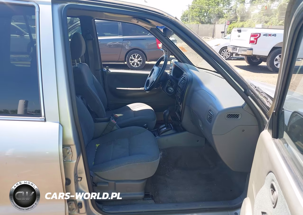 2002 Kia Sportage VIN:KNDJA723325129809 - 5