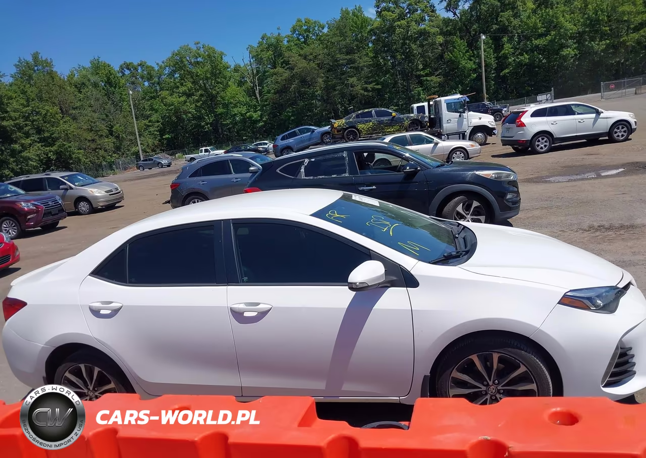 2017 Toyota Corolla Se VIN:2T1BURHE5HC842285 - 13