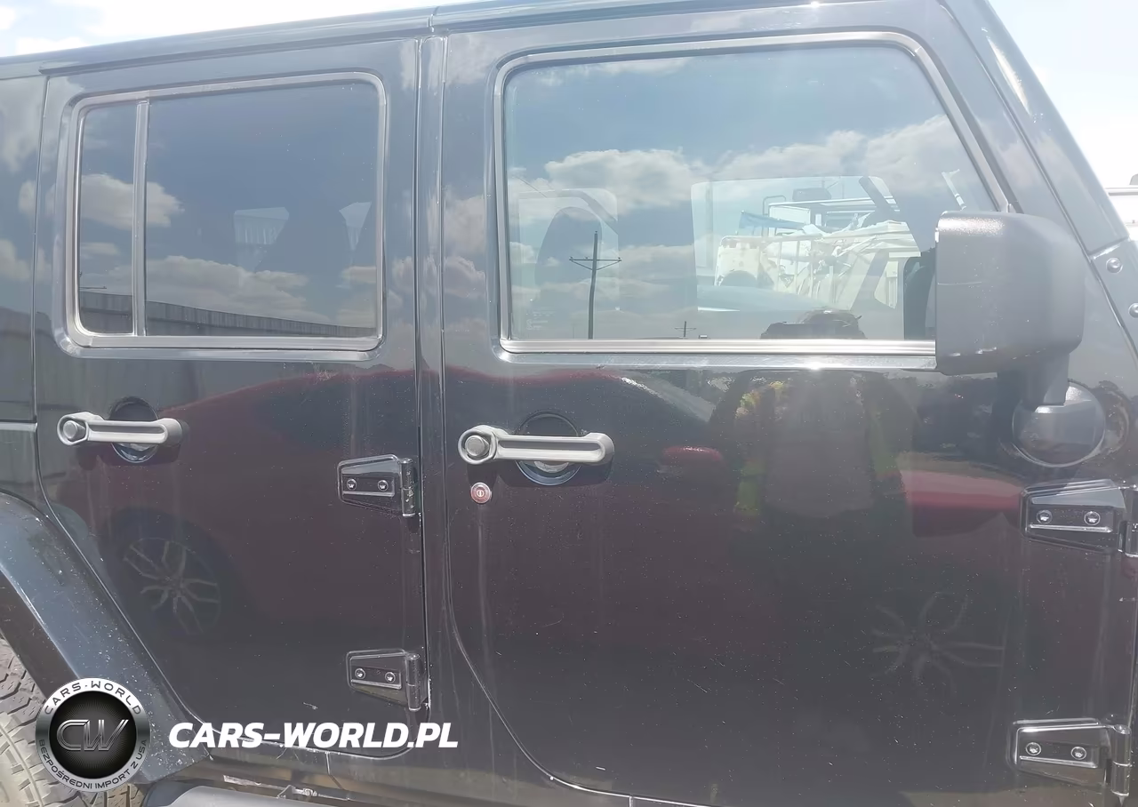 2014 Jeep Wrangler Unlimited Rubicon VIN:1C4BJWFG4EL182904 - 13