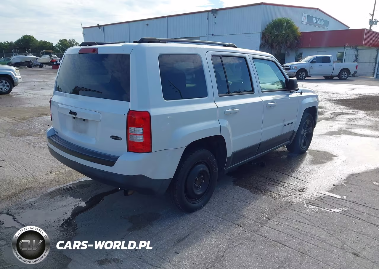 2014 Jeep Patriot Altitude VIN:1C4NJPBA9ED849495 - 4