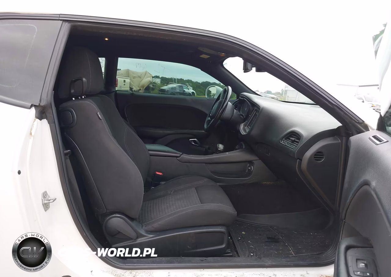2019 Dodge Challenger Sxt VIN:2C3CDZAG7KH541468 - 5