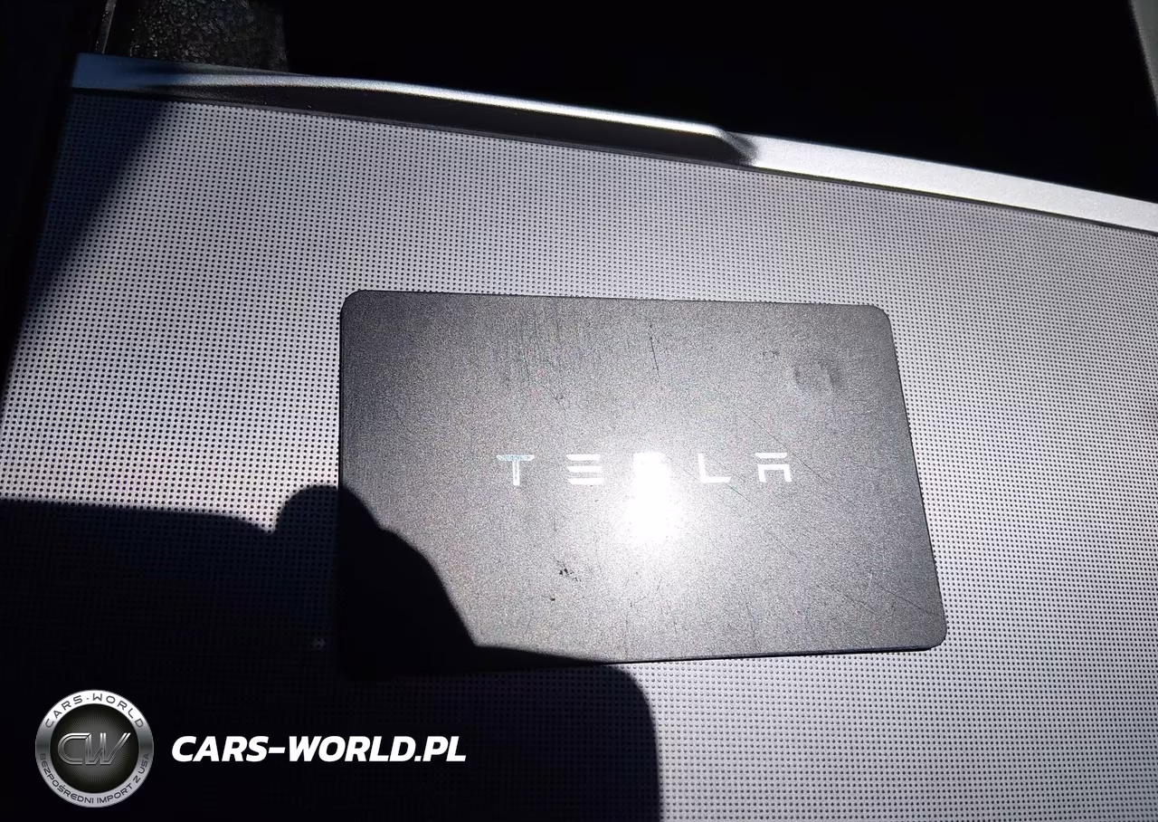 2026 Tesla Model Y All-Wheel Drive-Long Range Launch Series-Premium All-Wheel Drive VIN:7SAYGDEE3TA500217 - 11