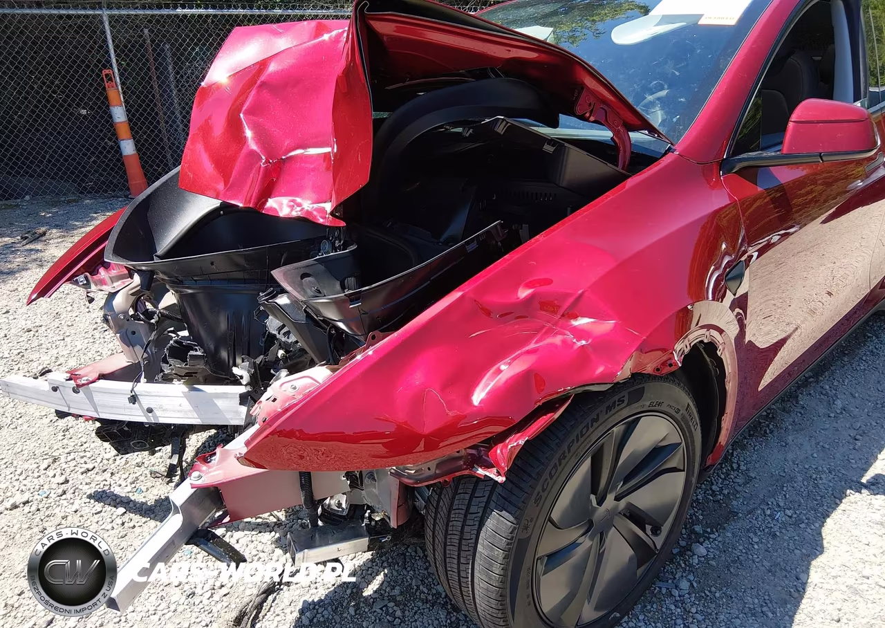 2026 Tesla Model Y All-Wheel Drive-Long Range Launch Series-Premium All-Wheel Drive VIN:7SAYGDEE3TA500217 - 6
