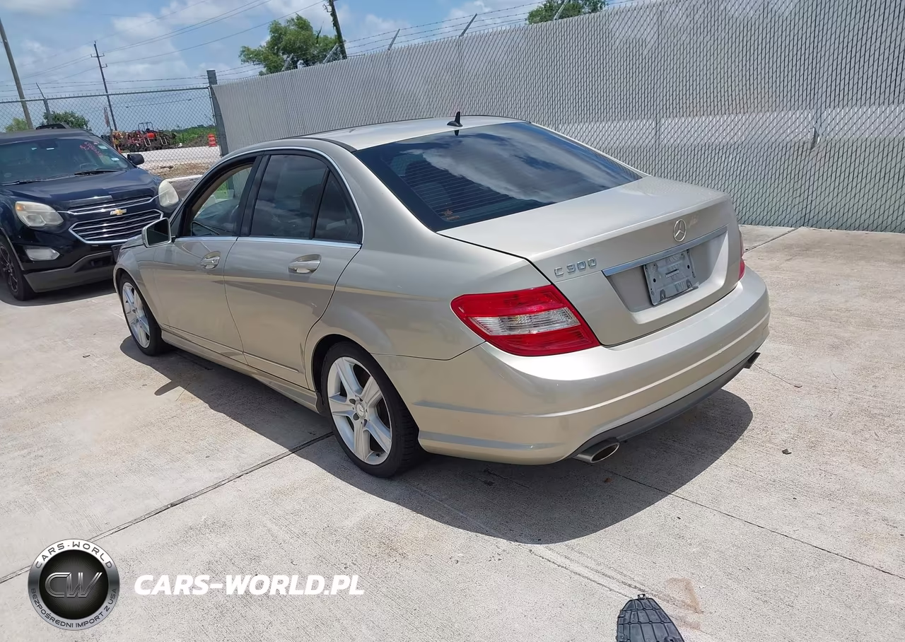 2011 Mercedes-Benz C 300 Luxury-Sport VIN:WDDGF5EB4BF631098 - 3