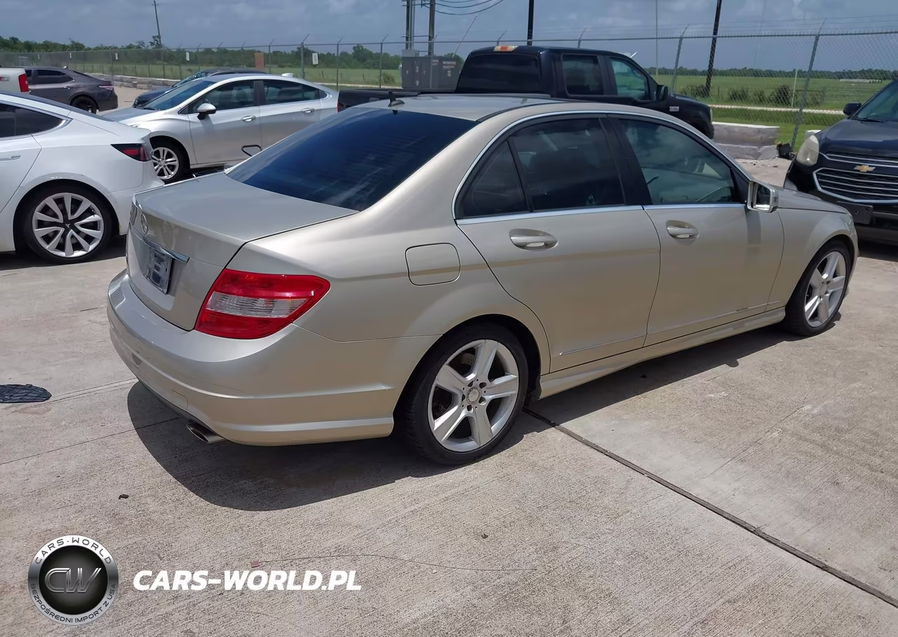 2011 Mercedes-Benz C 300 Luxury-Sport VIN:WDDGF5EB4BF631098 - 4