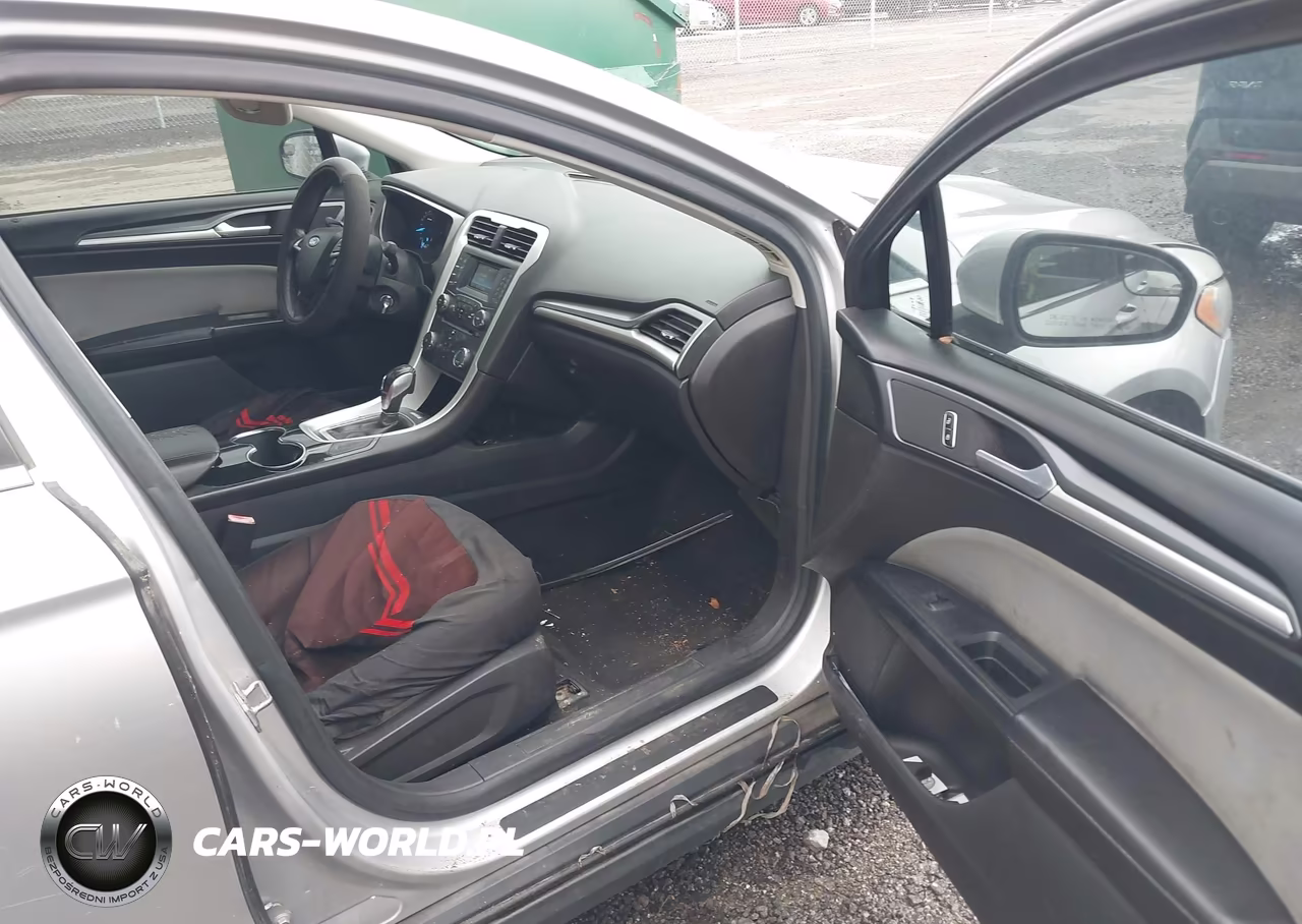2014 Ford Fusion S VIN:1FA6P0G72E5371346 - 5