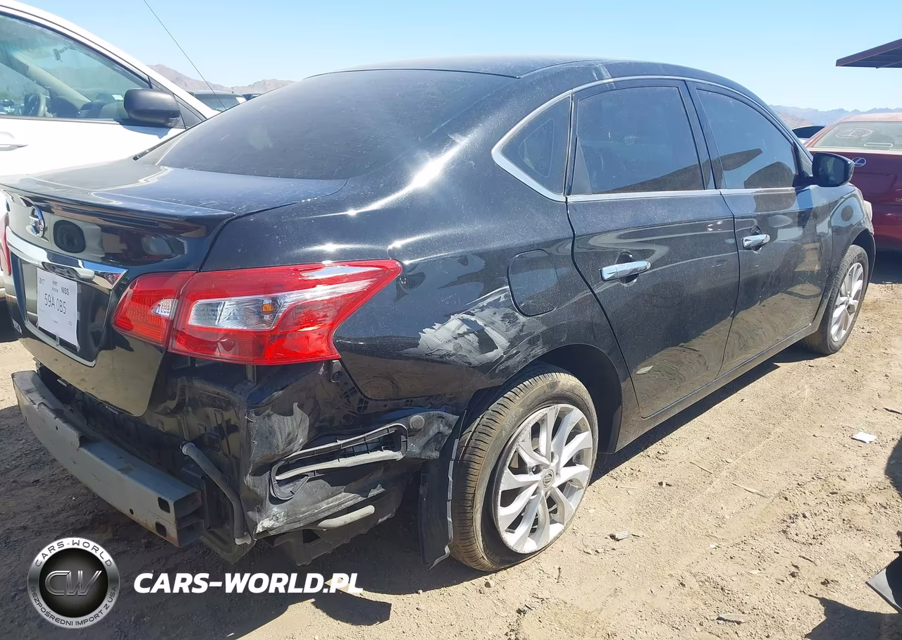 2017 Nissan Sentra S VIN:3N1AB7AP1HY337526 - 4