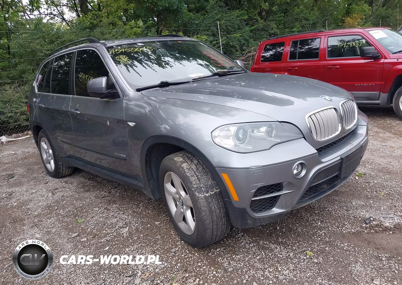 2013 BMW X5 xDrive50I – zdjęcie 1 z 10