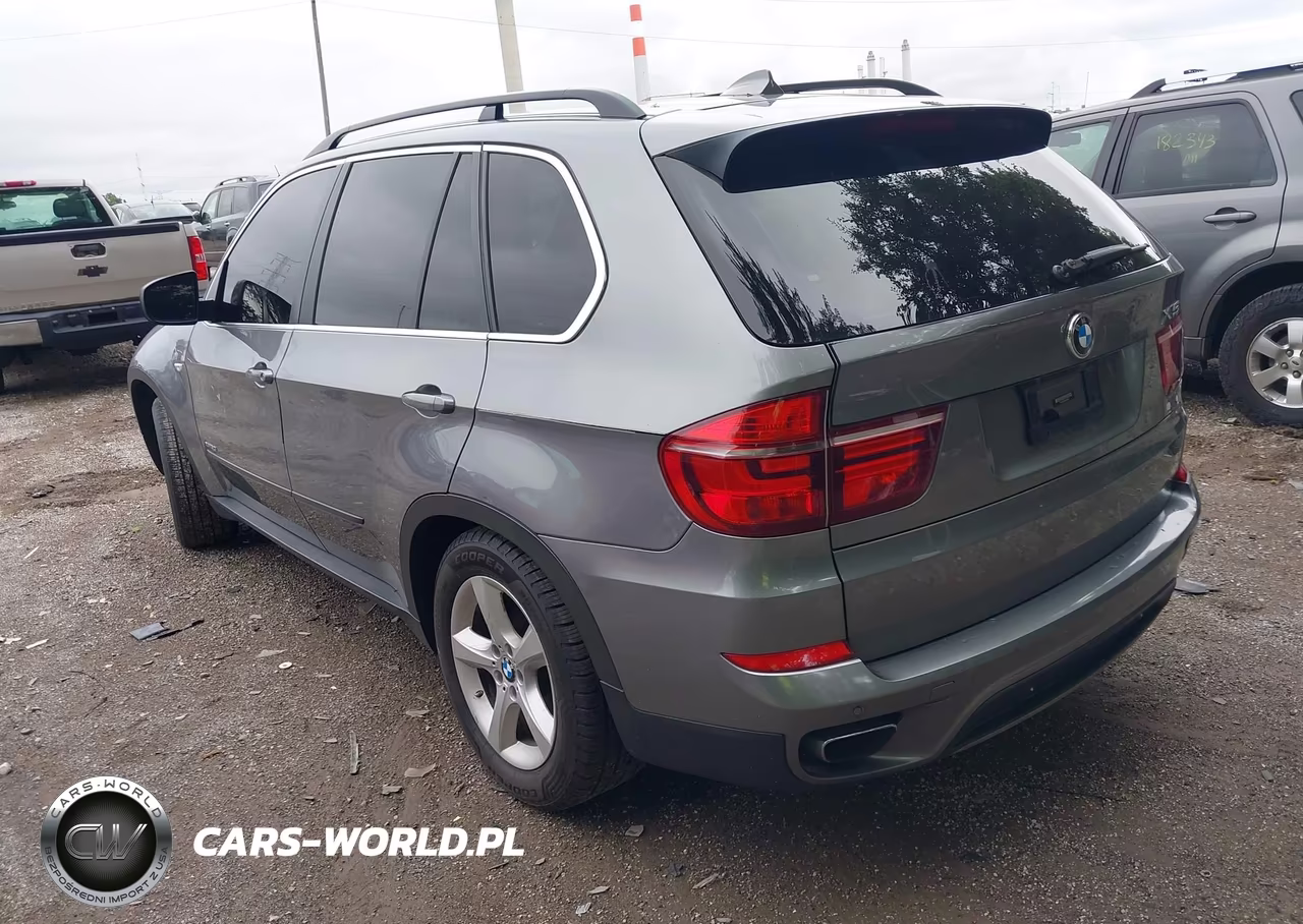 2013 BMW X5 xDrive50I VIN:5UXZV8C50DL899539 - 3