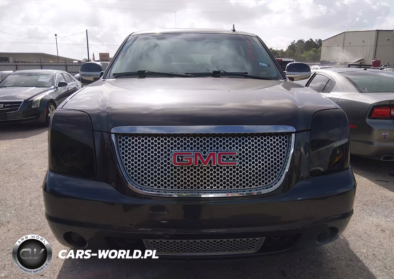 2010 GMC Yukon Denali VIN:1GKUKEEF9AR147201 - 12