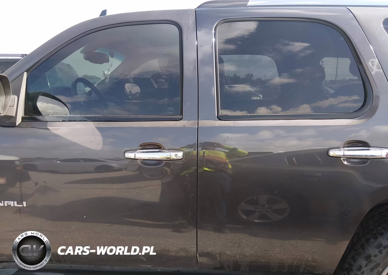 2010 GMC Yukon Denali VIN:1GKUKEEF9AR147201 - 14
