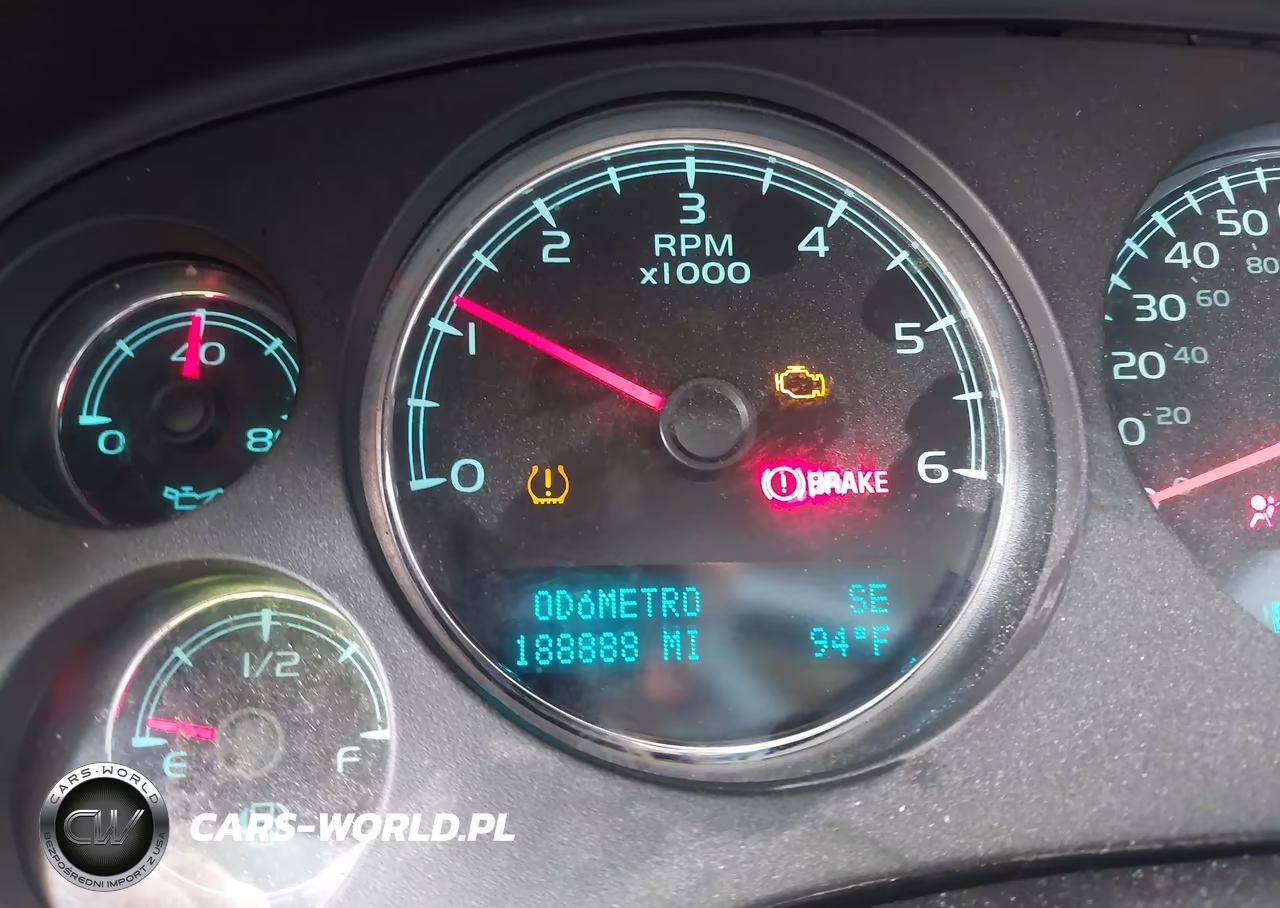 2010 GMC Yukon Denali VIN:1GKUKEEF9AR147201 - 15