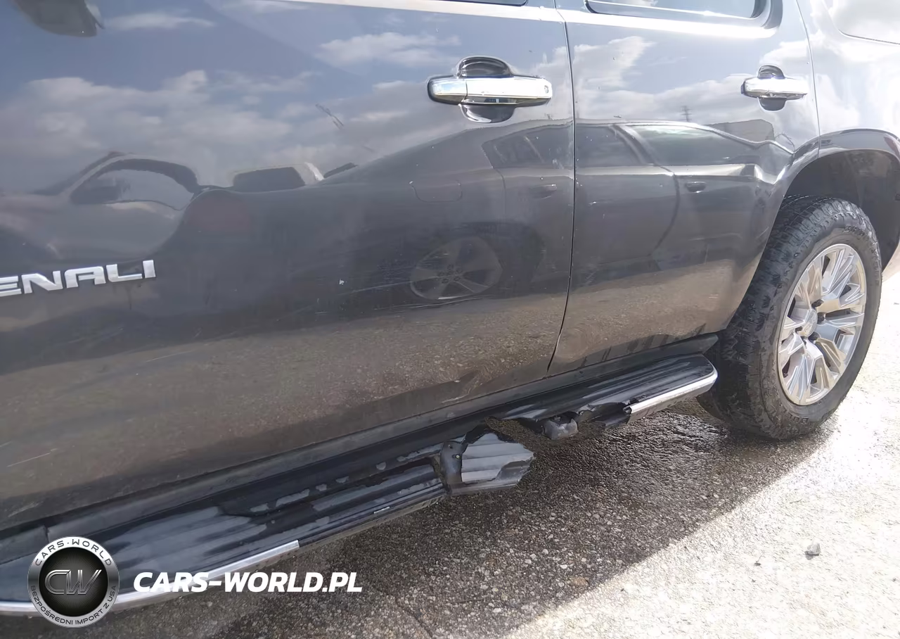 2010 GMC Yukon Denali VIN:1GKUKEEF9AR147201 - 18