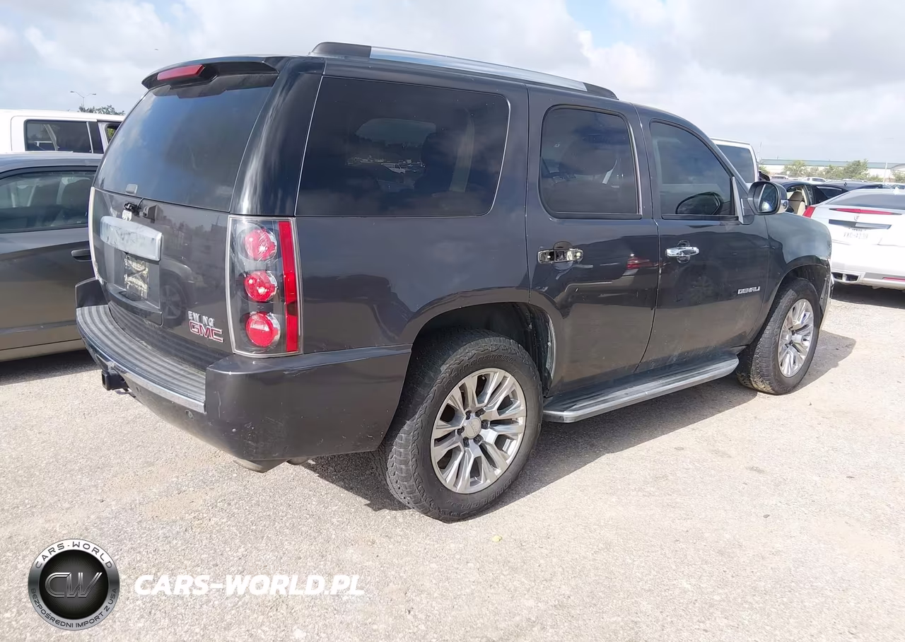 2010 GMC Yukon Denali VIN:1GKUKEEF9AR147201 - 4