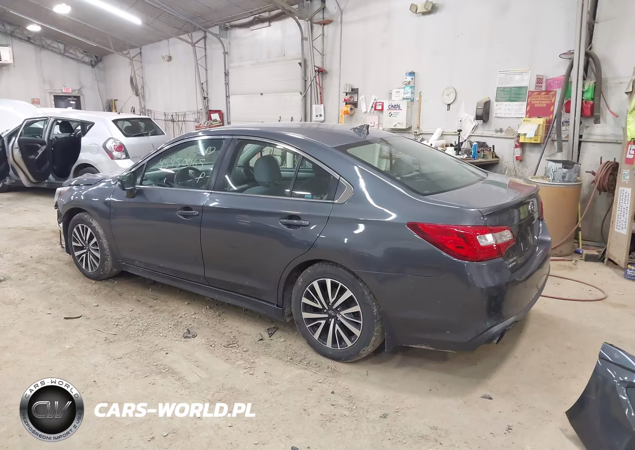 2018 Subaru Legacy 2.5I Premium VIN:4S3BNAF67J3046209 - 3