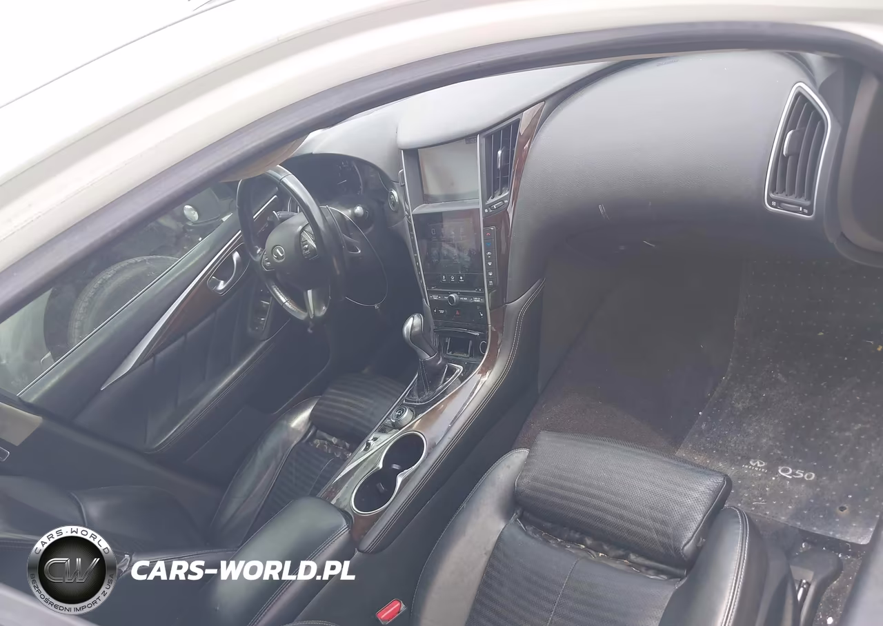 2015 Infiniti Q50 Hybrid Sport VIN:JN1AV7AP9FM790087 - 5