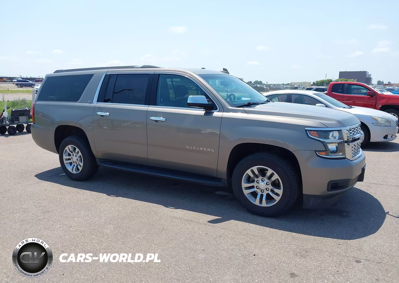 2018 Chevrolet Suburban Lt VIN:1GNSKHKC0JR329956 - 13
