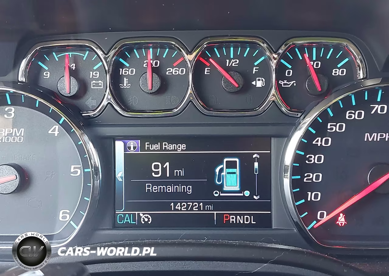 2018 Chevrolet Suburban Lt VIN:1GNSKHKC0JR329956 - 15