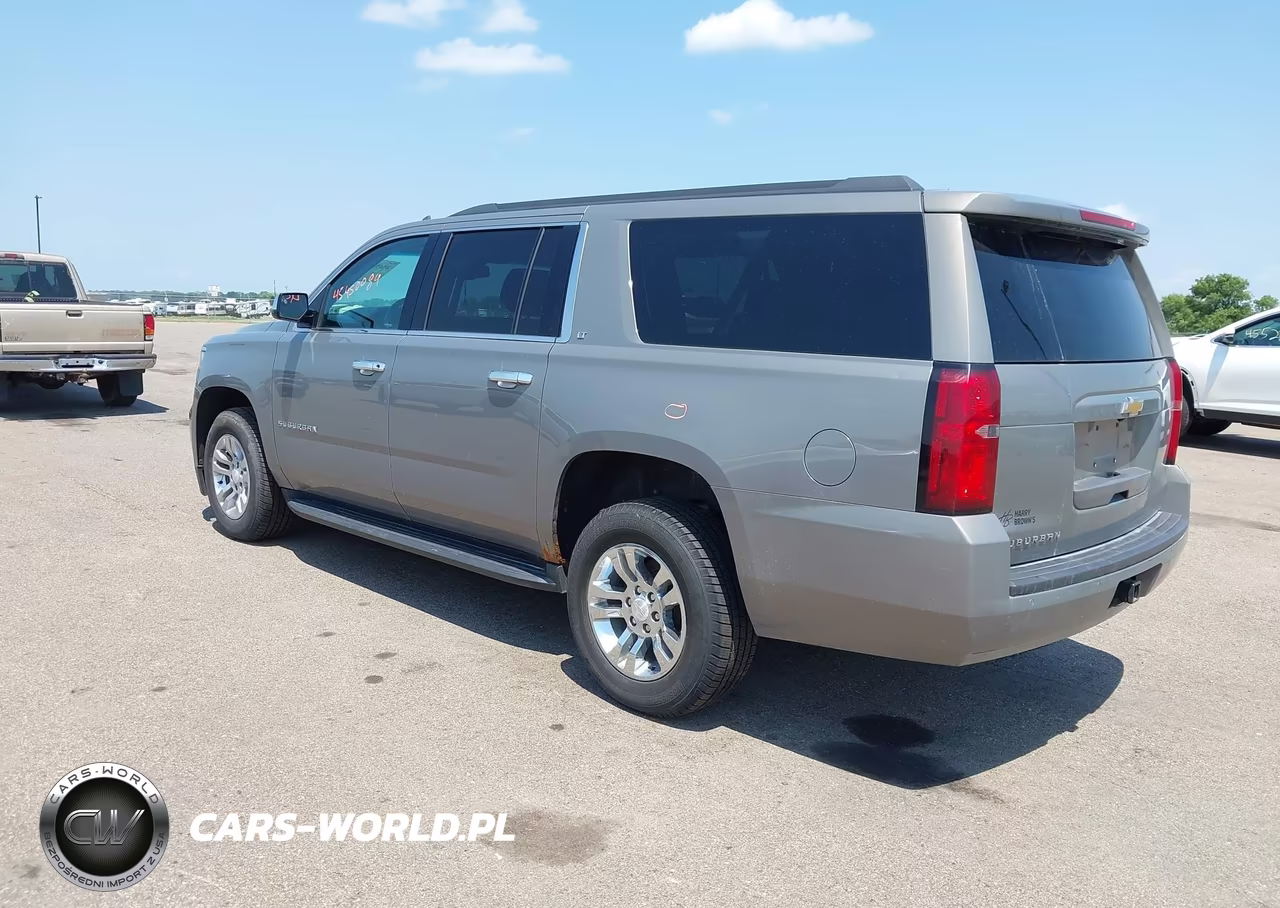 2018 Chevrolet Suburban Lt VIN:1GNSKHKC0JR329956 - 3