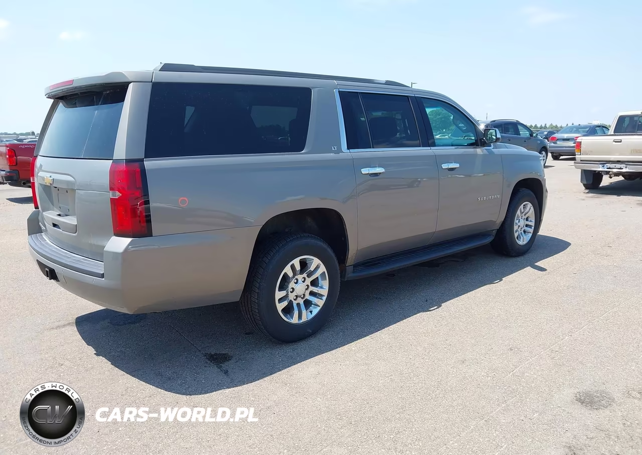 2018 Chevrolet Suburban Lt VIN:1GNSKHKC0JR329956 - 4