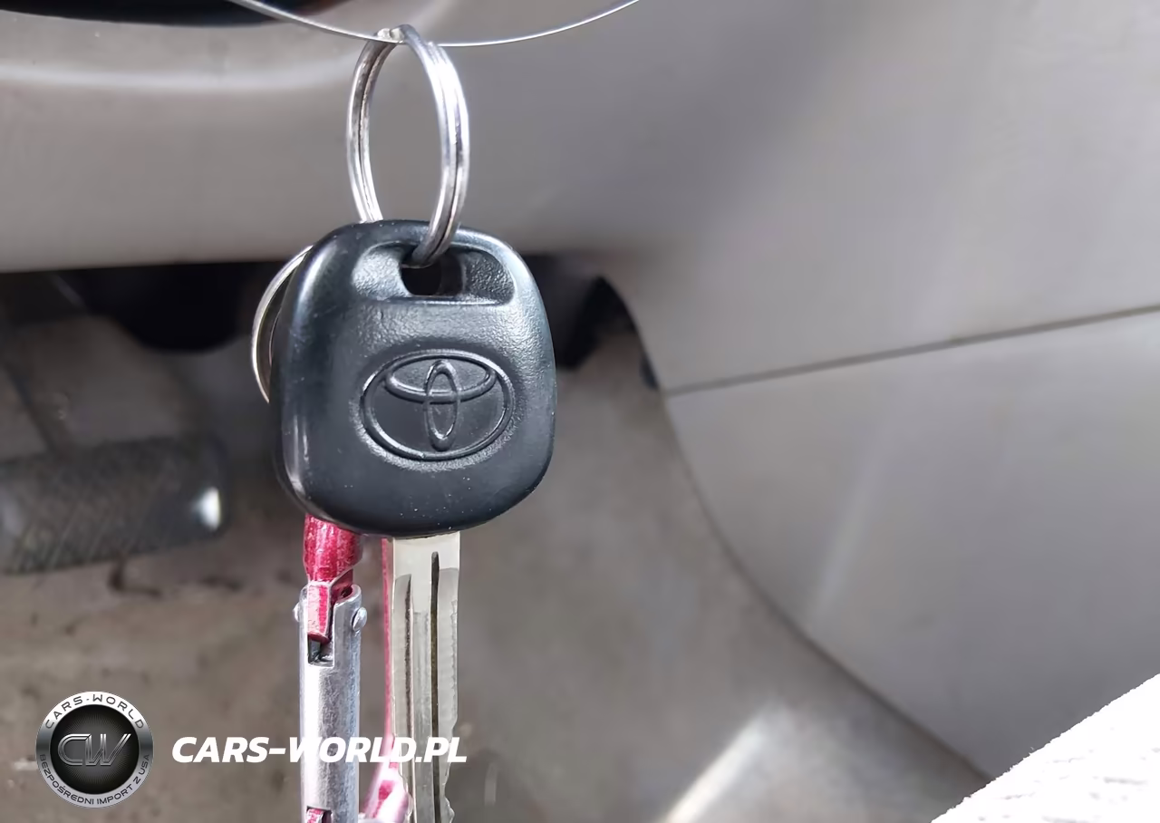 2005 Toyota Corolla Ce VIN:1NXBR32E65Z385021 - 11