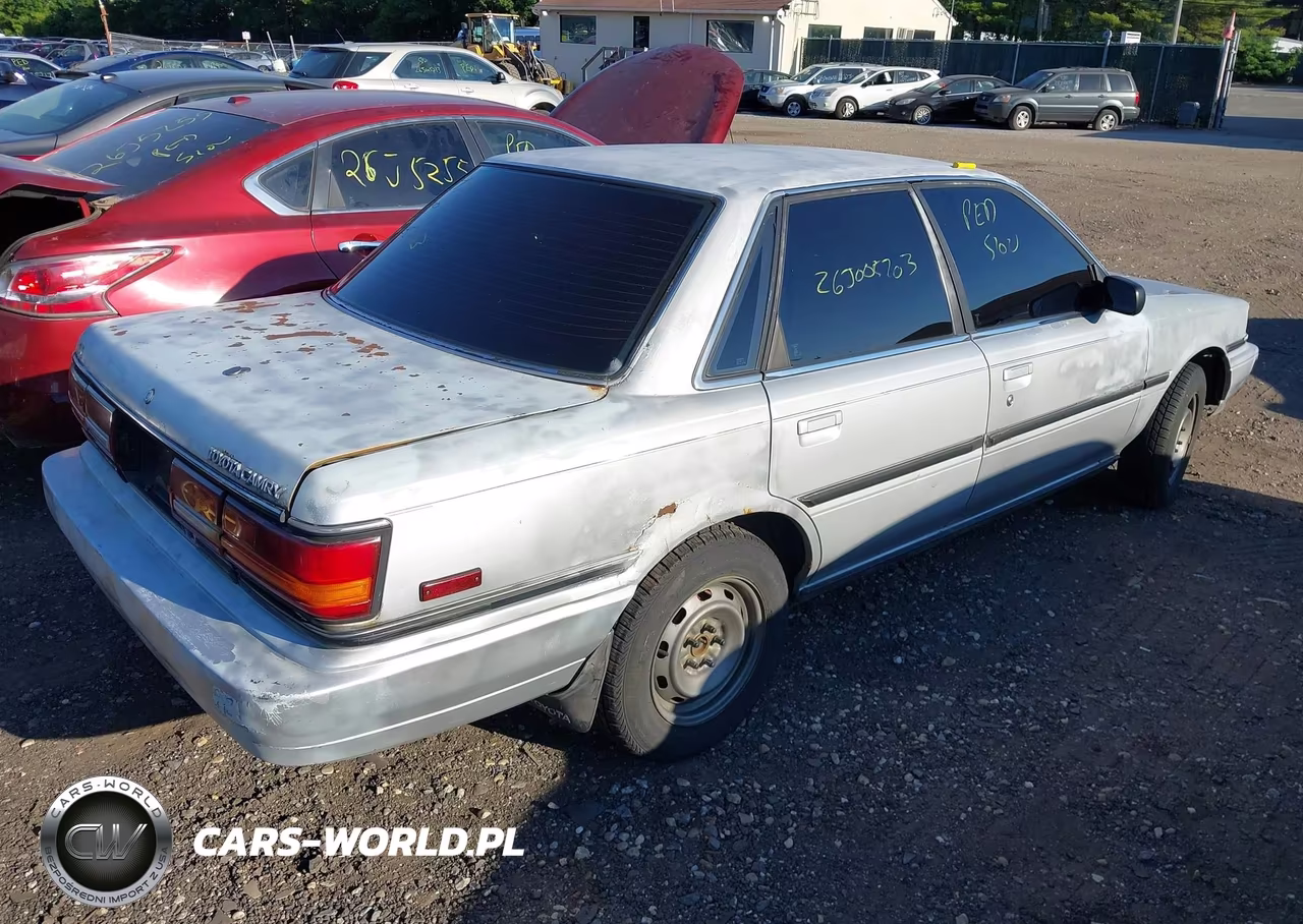 1991 Toyota Camry Dlx VIN:4T1SV21E3MU370983 - 4