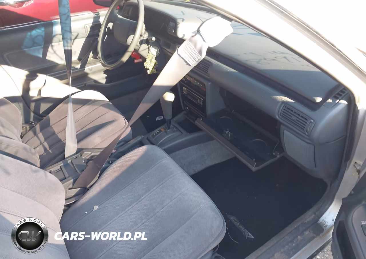 1991 Toyota Camry Dlx VIN:4T1SV21E3MU370983 - 5