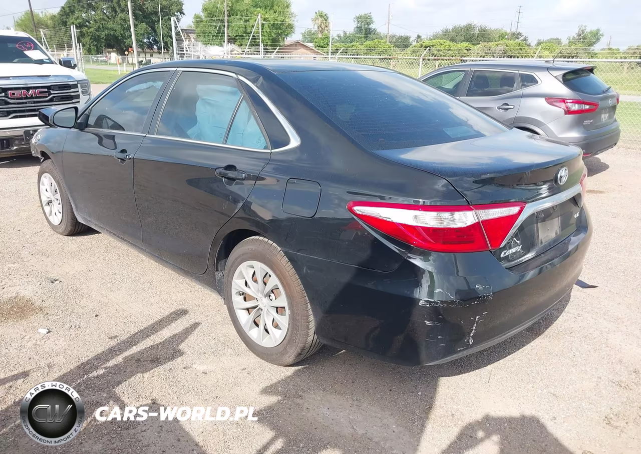2017 Toyota Camry Le VIN:4T1BF1FK6HU347760 - 3