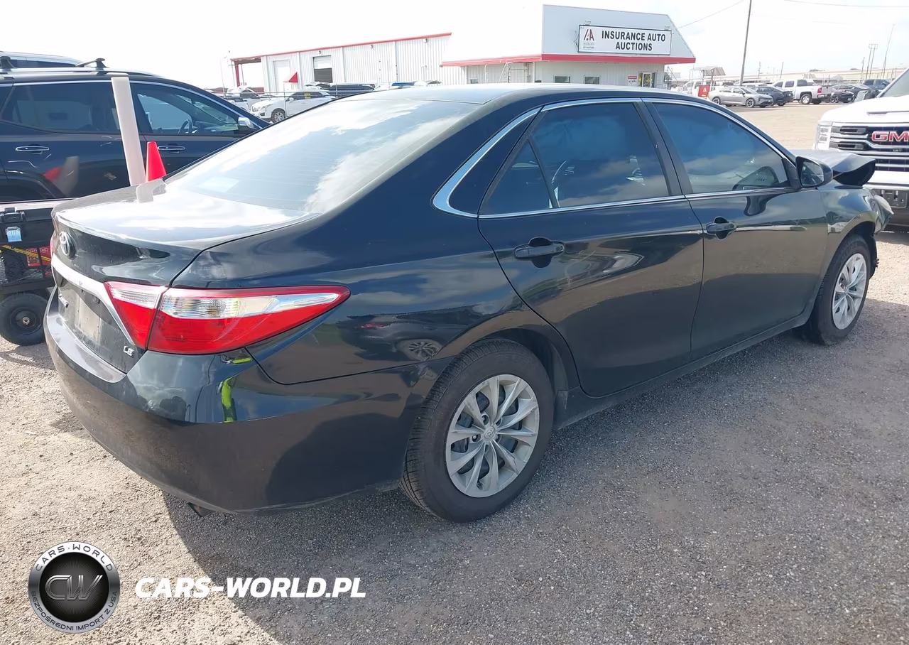 2017 Toyota Camry Le VIN:4T1BF1FK6HU347760 - 4