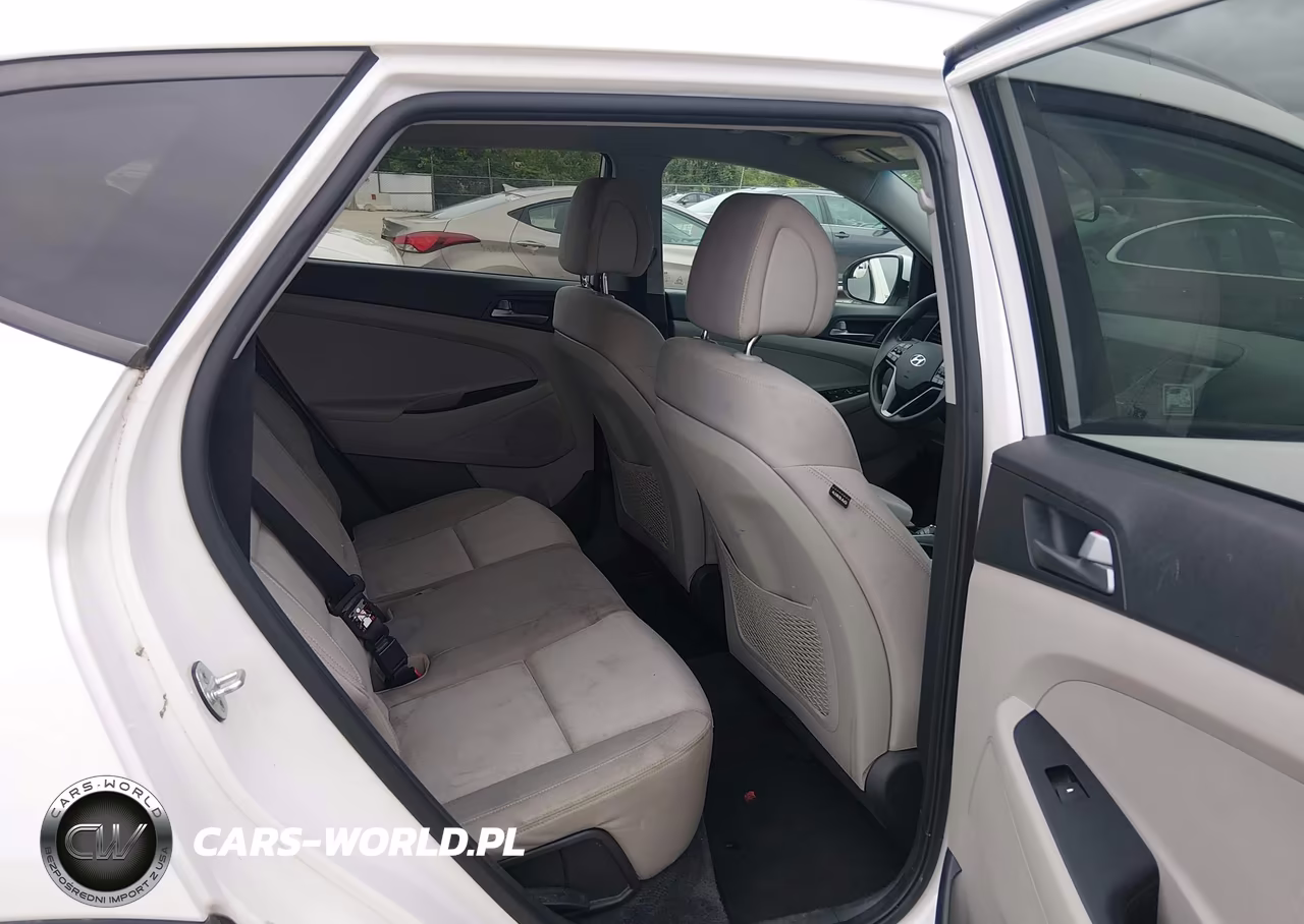 2016 Hyundai Tucson Se VIN:KM8J33A47GU245679 - 8
