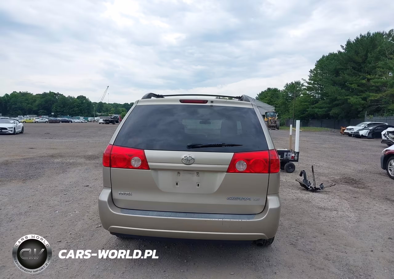 2009 Toyota Sienna Le VIN:5TDZK23CX9S243179 - 17