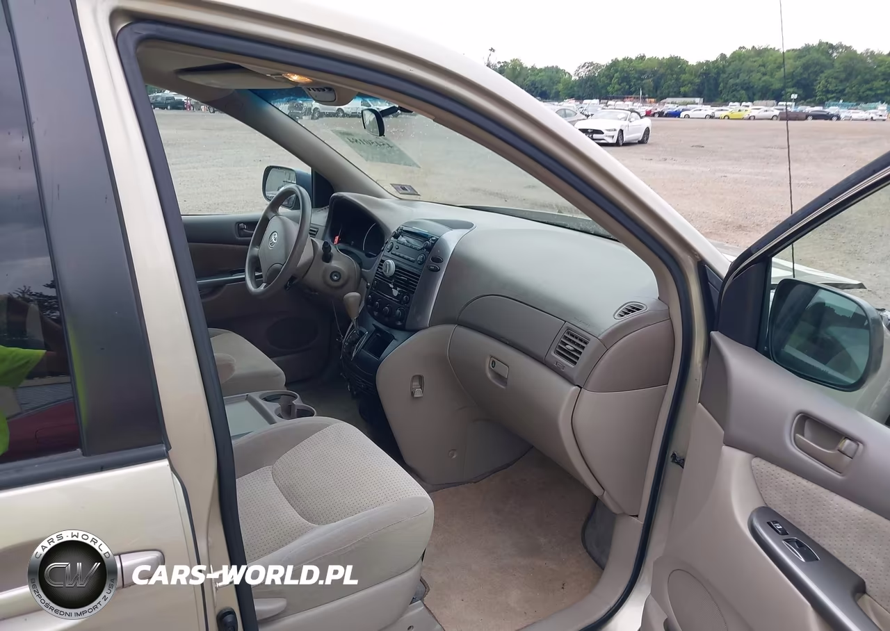 2009 Toyota Sienna Le VIN:5TDZK23CX9S243179 - 5