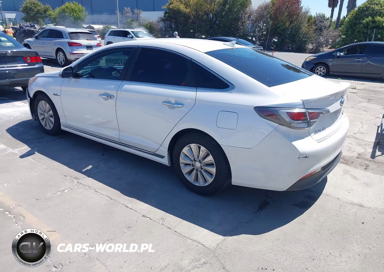2016 Hyundai Sonata Hybrid Se VIN:KMHE24L14GA011451 - 3