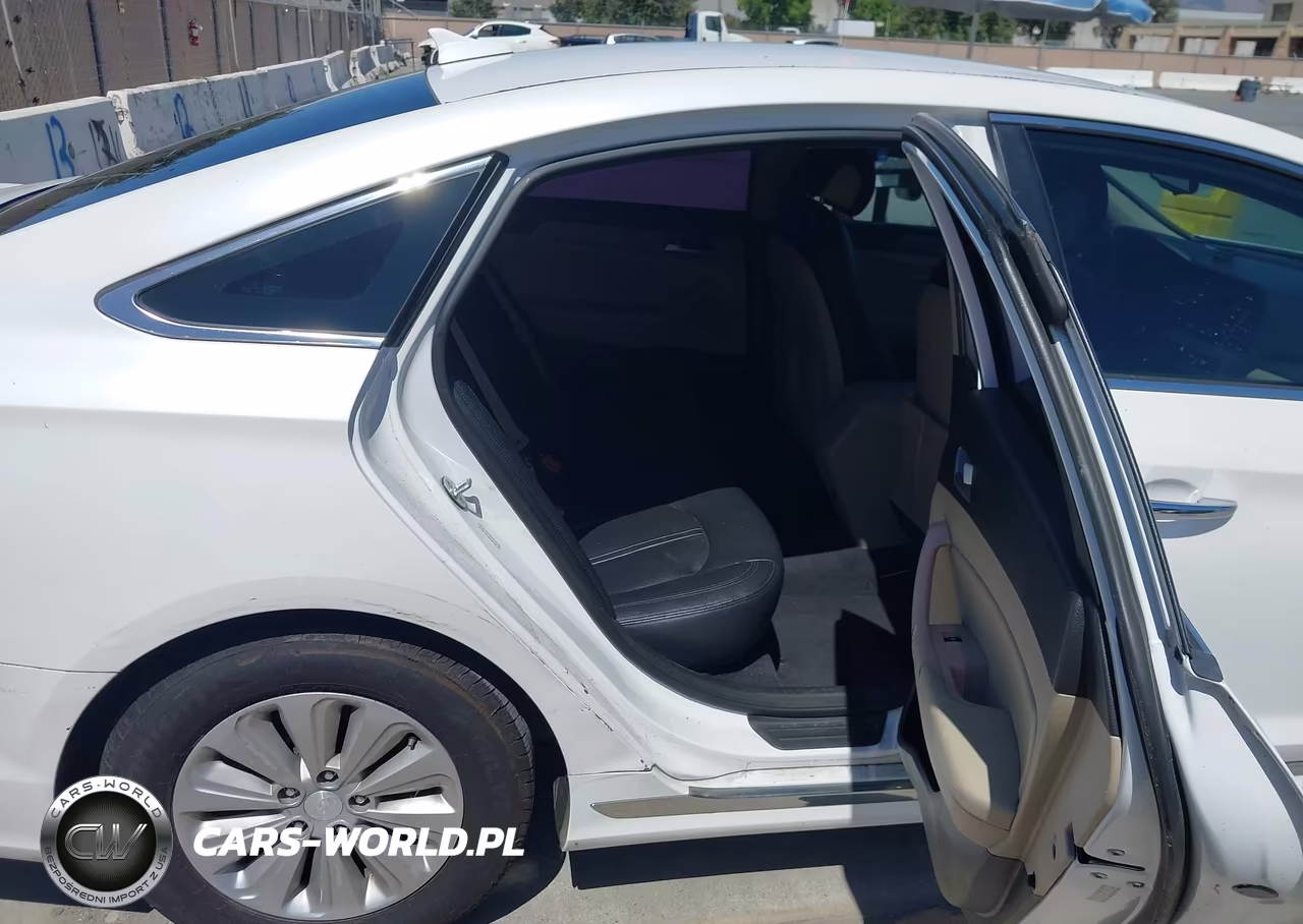 2016 Hyundai Sonata Hybrid Se VIN:KMHE24L14GA011451 - 8