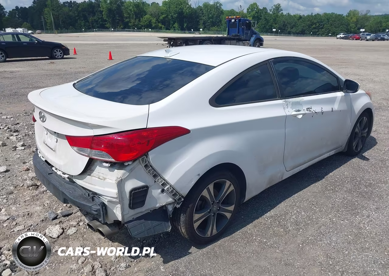 2013 Hyundai Elantra Se VIN:KMHDH6AEXDU009211 - 4