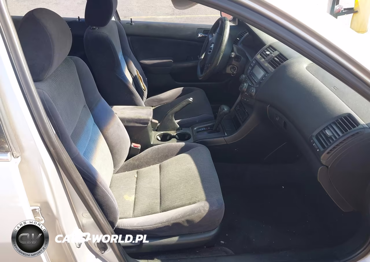 2003 Honda Accord Sdn Lx VIN:JHMCM56323C067653 - 5